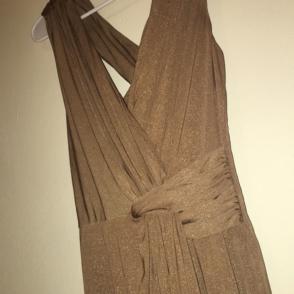 Donna Morgan Gold dress crisscross sleeveless P8 - Picture 1 of 6